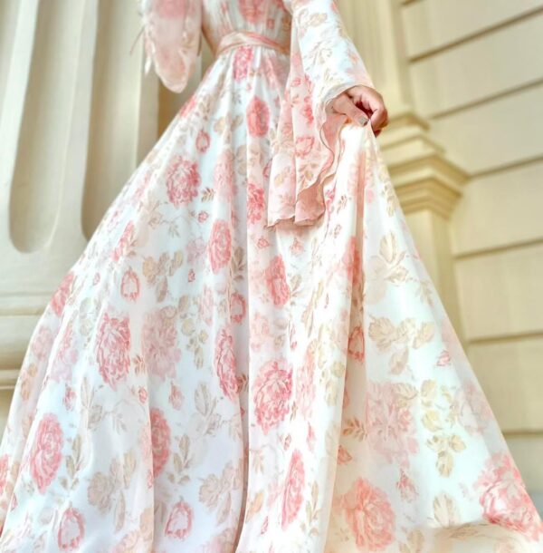 Creamy chiffon dress - Image 3