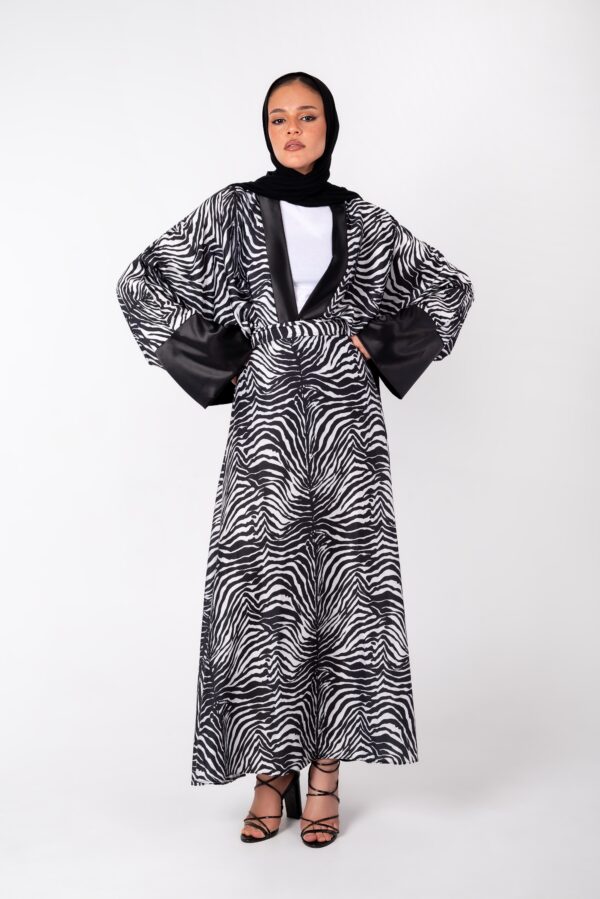 The Savannah Set . - Image 3